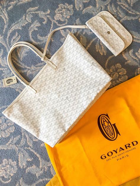 are goyard bags cheaper in paris|goyard handbags paris.